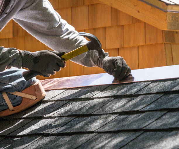 Best Flat Roof Repair Services  in Strongsville, OH